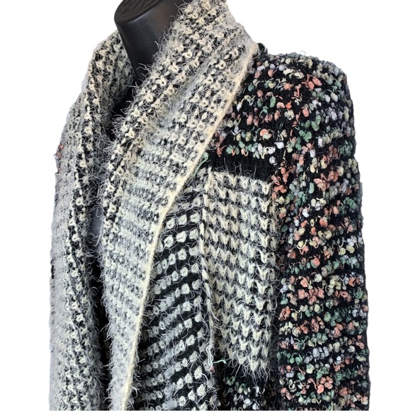 Dor Dor Couture Open Front Cardigan - Picture 4 of 10